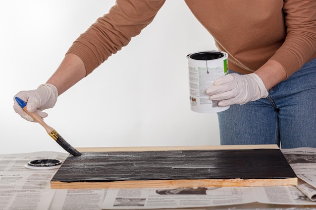 Ile kosztuje farba strukturalna i od czego zależy cena?