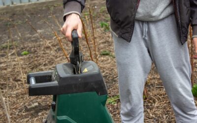 Czym kosić skarpę, by praca była bezpieczna i wygodna?