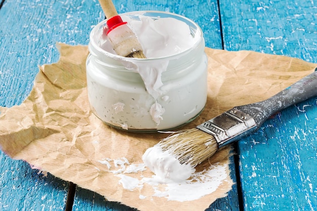 Jaką białą farbę polecacie do odświeżenia mieszkania?