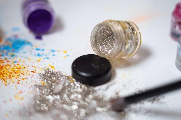 Akryl w proszku jak używać na co zwrócić uwagę podczas stylizacji?