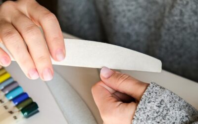 Czym zastąpić papierki do przedłużania paznokci w domowych warunkach?