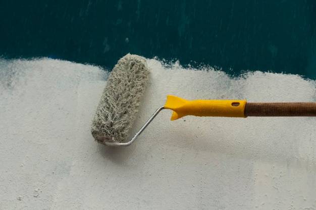 Ile biorą za metr szpachlowania i od czego to zależy?