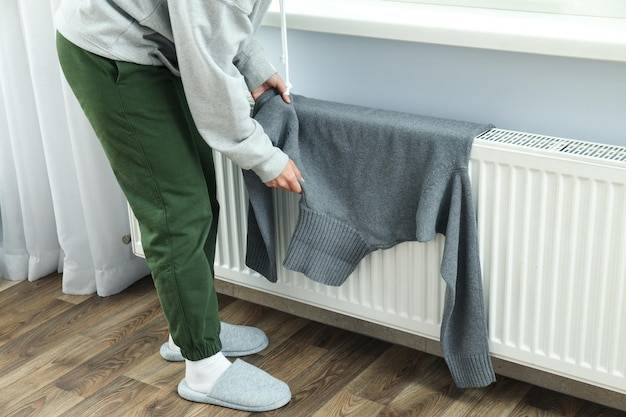 Jak wyczyścić kaloryfer przed malowaniem, żeby uniknąć problemów z nową farbą?