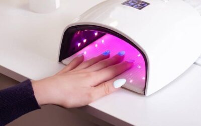 Jaka lampę LED do paznokci wybrać, by cieszyć się trwałym manicure?