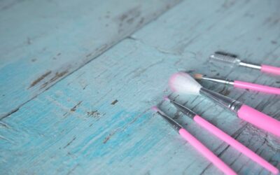 Jakie pędzelki do zdobień paznokci wybrać?