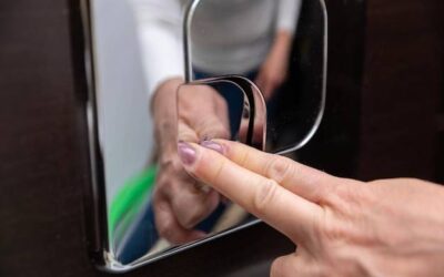 Jak zrobic paznokcie lustro w domowych warunkach?