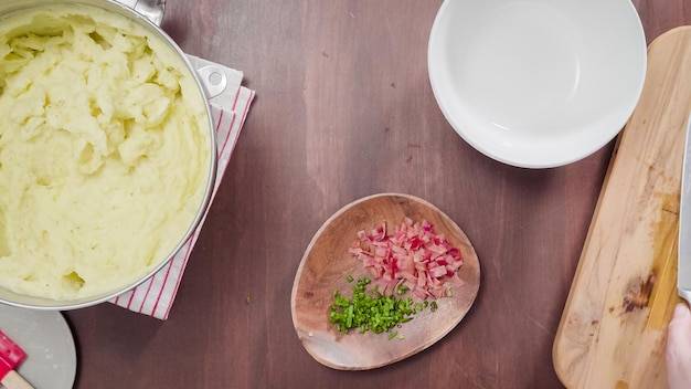 Jak zrobic pyszne puree ziemniaczane w domowych warunkach?