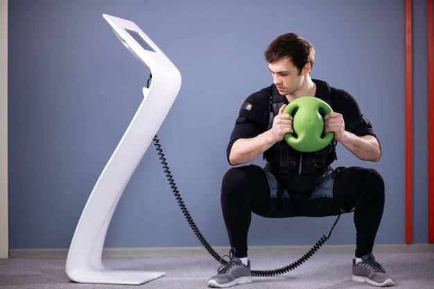 Trening EMS jak często warto go wykonywać?