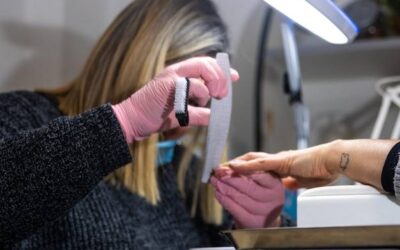 Jak prawidłowo piłować paznokcie bez ryzyka uszkodzeń?